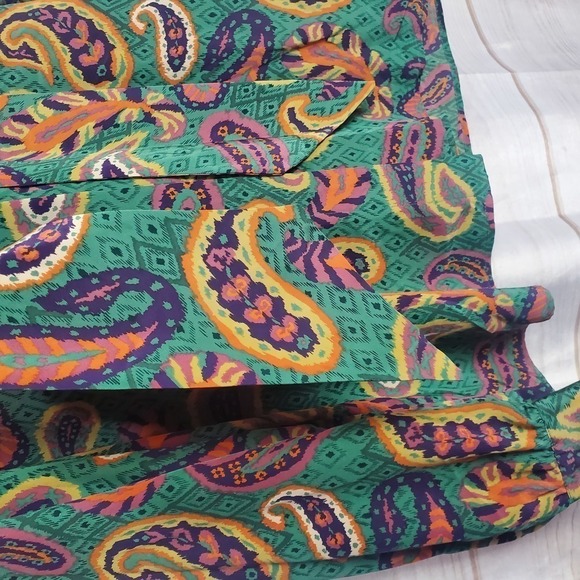 Vintage 70s Mod Green Whimsical Paisley Button Down Neck Tie Blouse Size Large - Picture 2 of 9